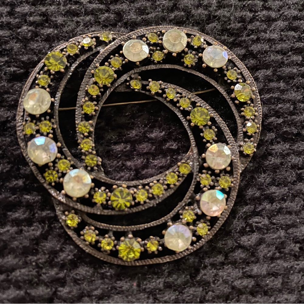 Vintage Art Deco Brooch